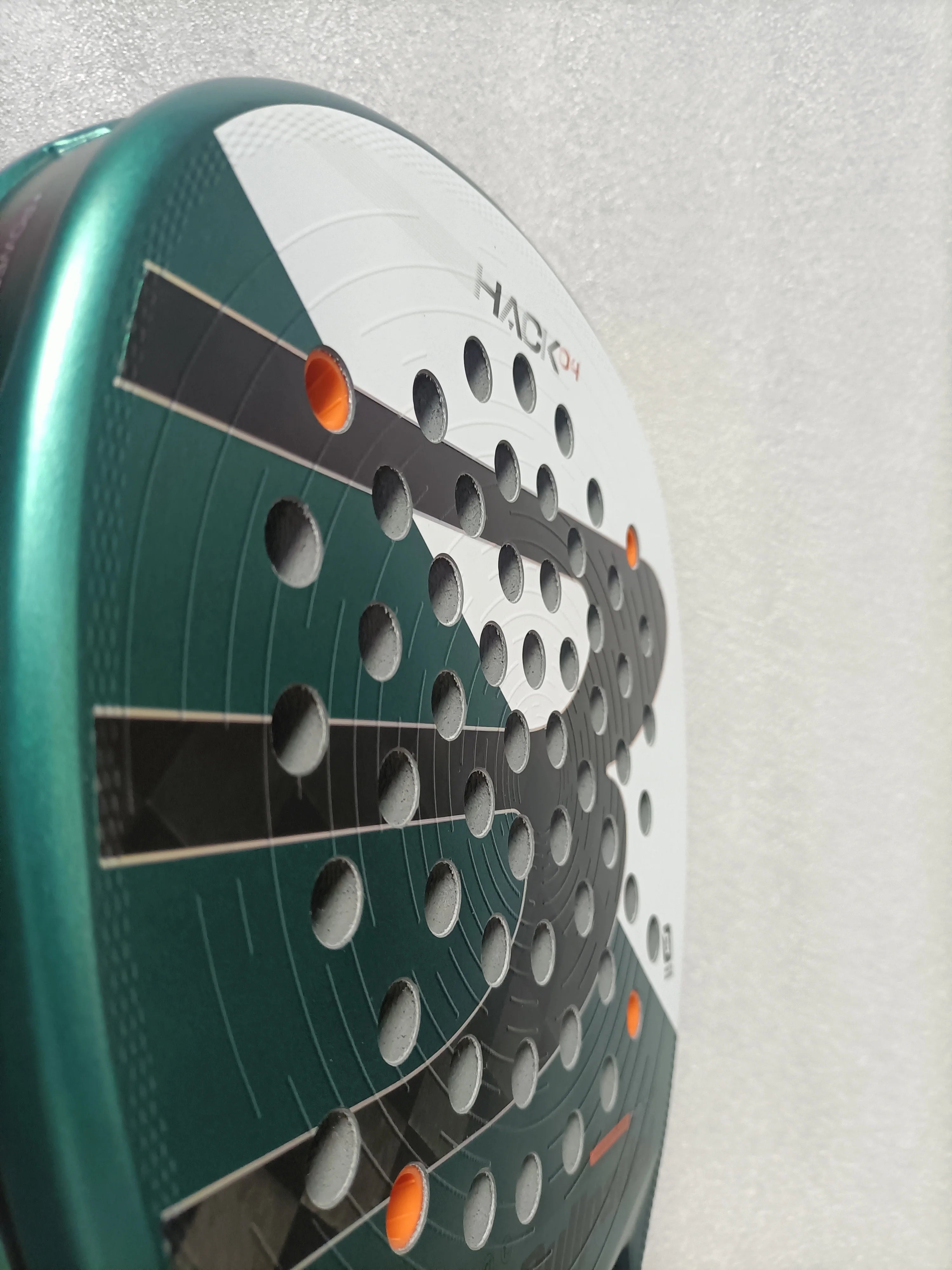 Raqueta de pádel con superficie de fibra de carbono y núcleo de espuma EVA Memory Flex, ligera.