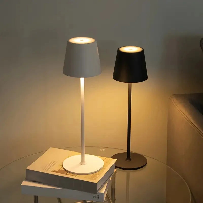 Lámpara de mesa LED nórdica, recargable, táctil, regulable, para dormitorio, comedor, cafetería, decoración sencilla para el hogar.